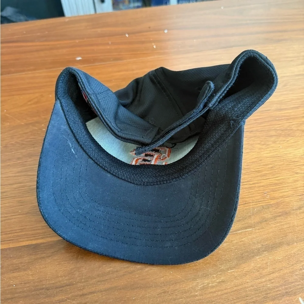 N/A stylish black
